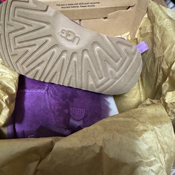 UGG Boots for Girls Size 10 - Picture 3 of 4